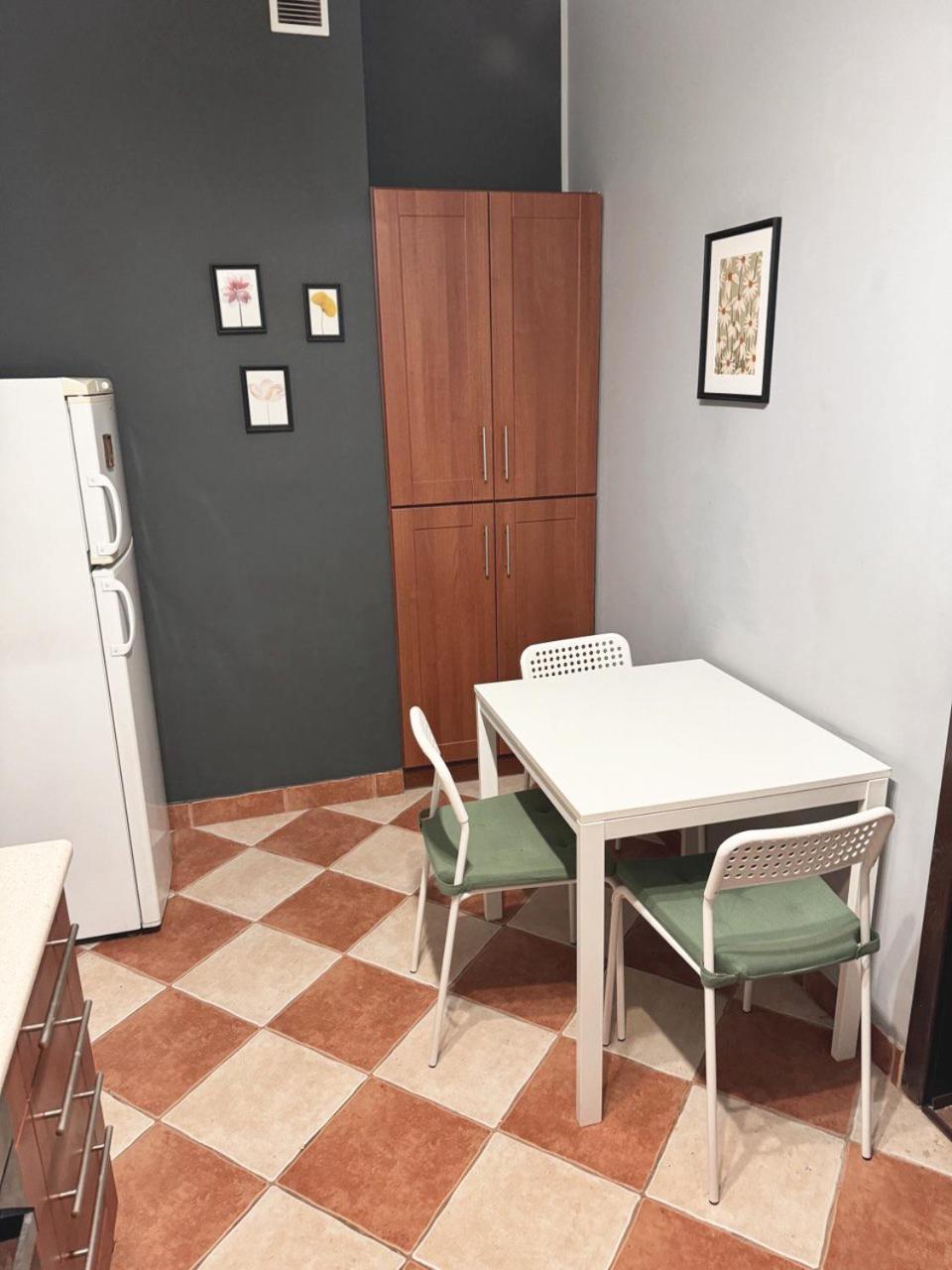 2-Room Apartment In The City Center Poznań Zewnętrze zdjęcie
